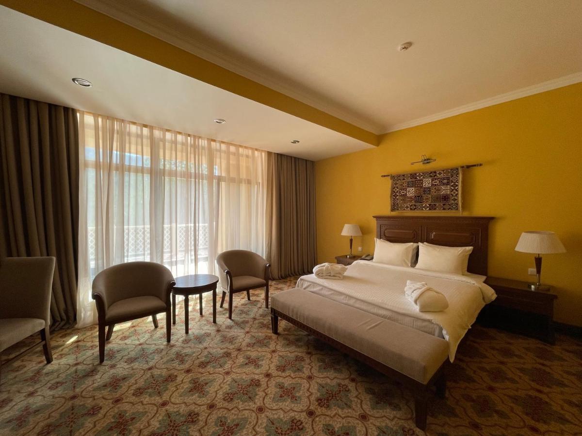 Samal Resort & Spa Ałma Ata Zewnętrze zdjęcie