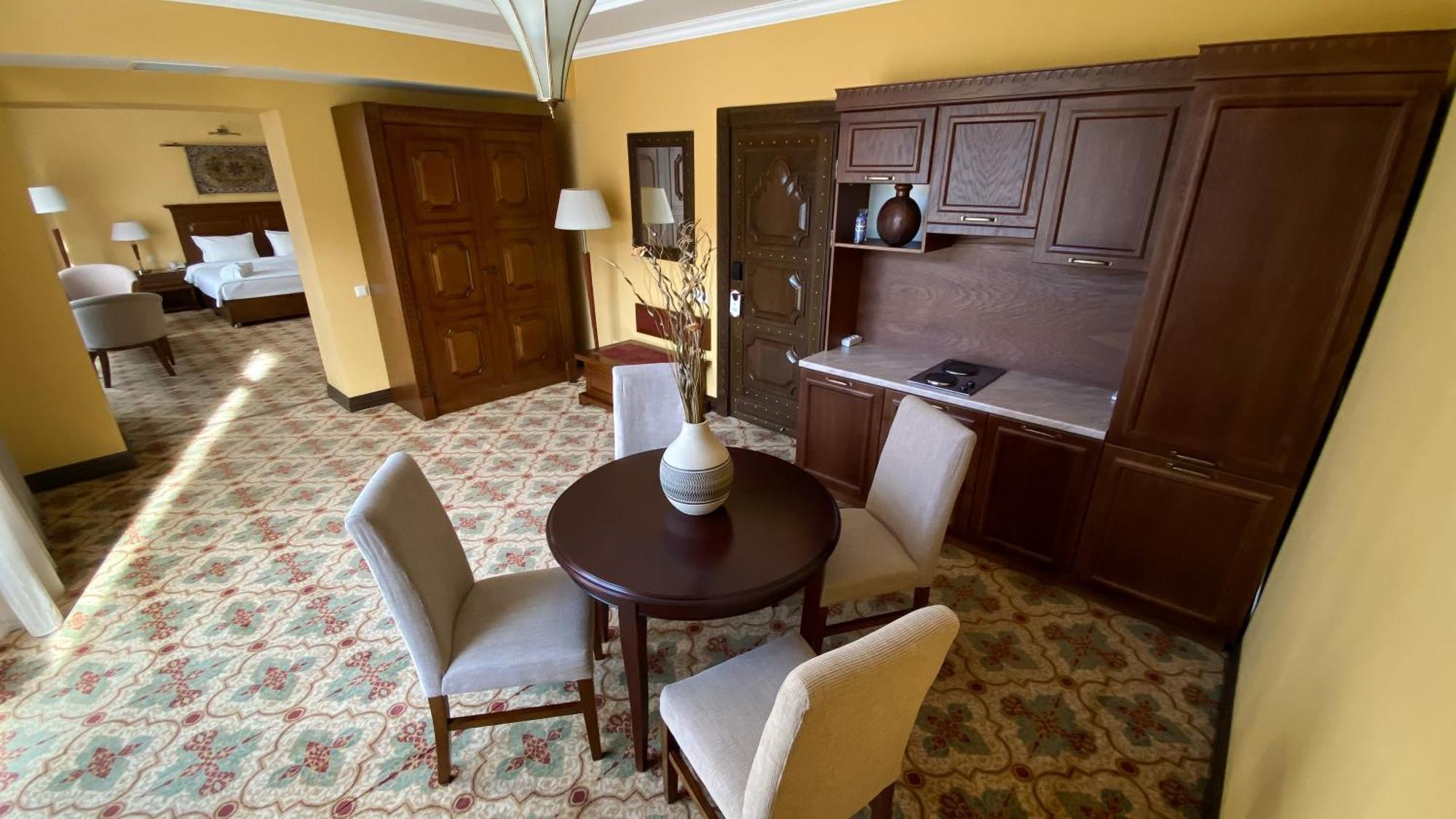 Samal Resort & Spa Ałma Ata Zewnętrze zdjęcie